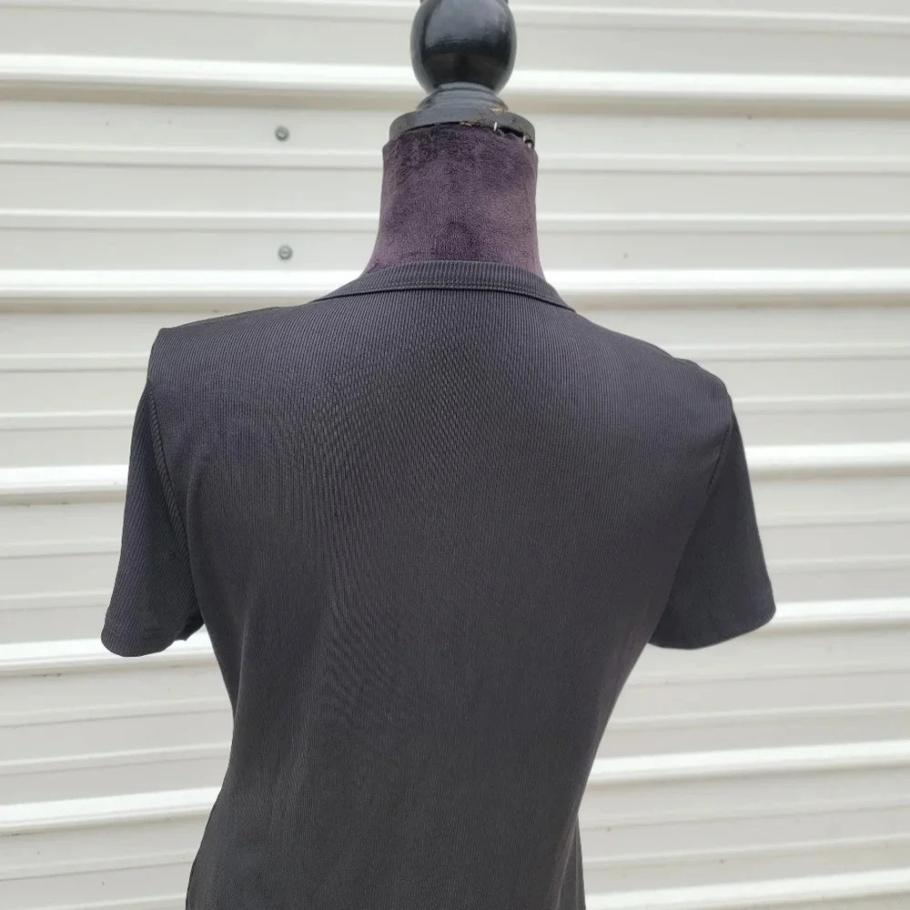 NWOT Women's RB5842 Black Snap Stretch Polyester T-Shirt Ribbed XL - Picture 2 of 7